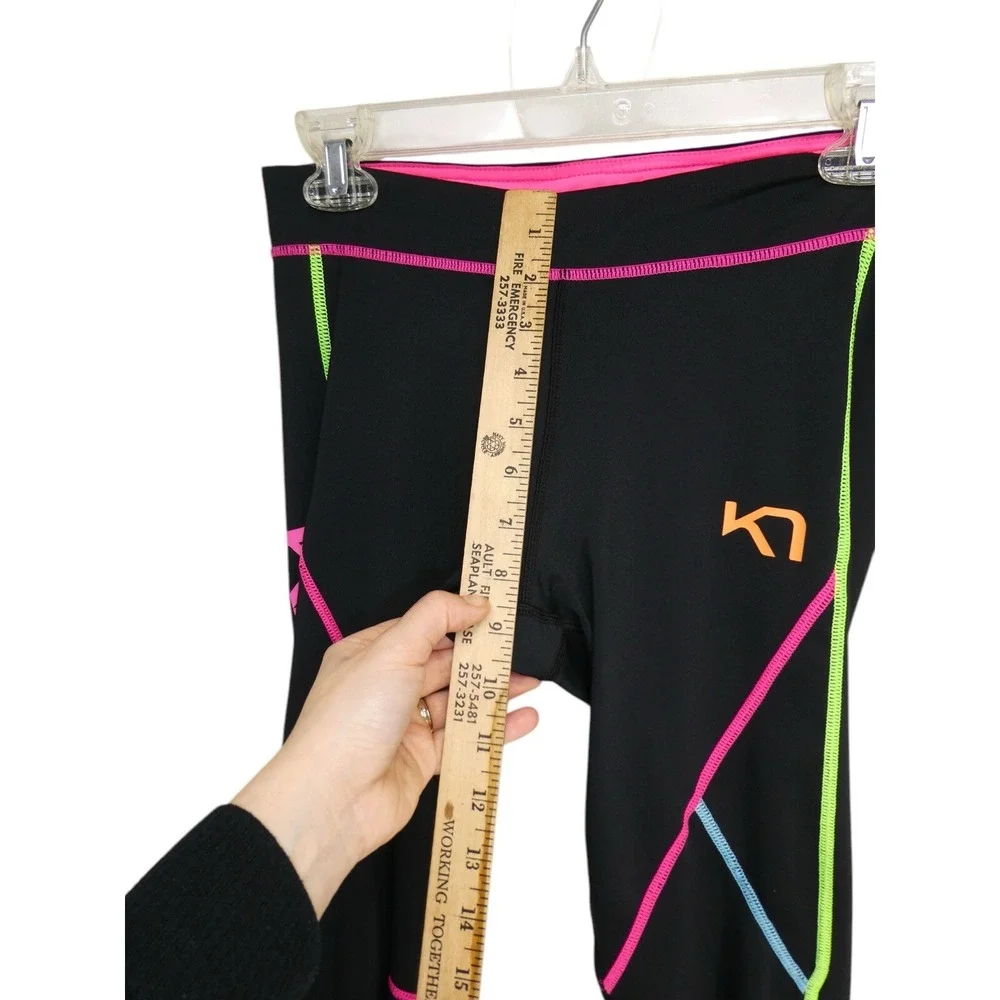 Kari Traa Leggings Pants Size M crop black colorful spellout - Picture 10 of 15